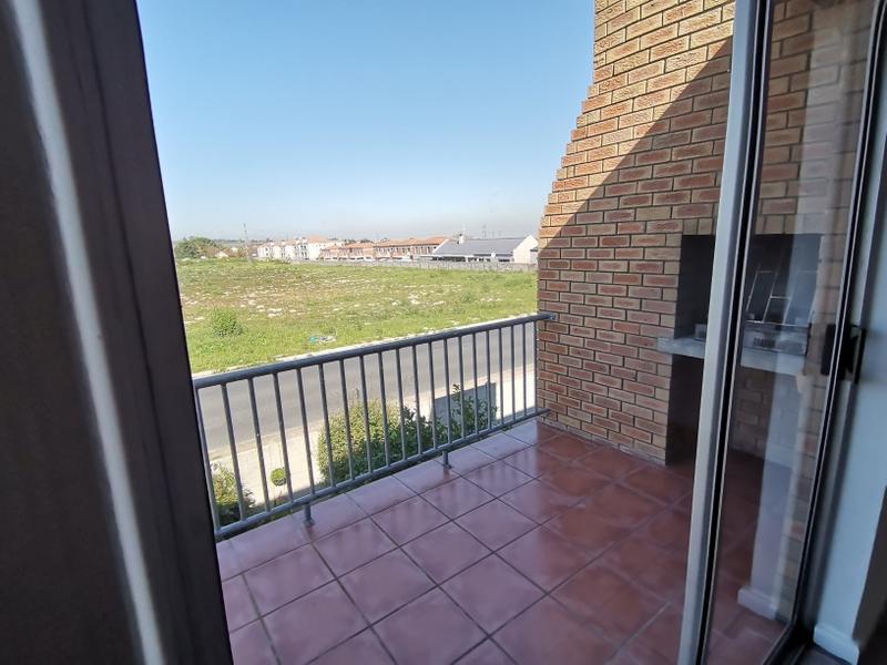 2 Bedroom Property for Sale in Protea Heights Western Cape